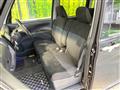 2011 Daihatsu Tanto