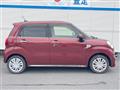 2017 Daihatsu Cast