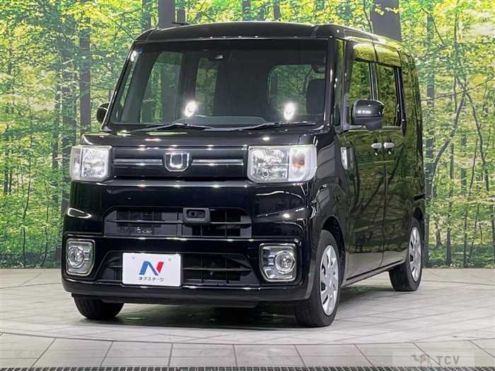 2017 Daihatsu WAKE