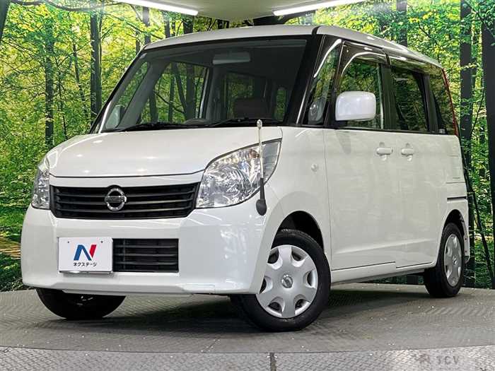 2011 Nissan ROOX