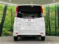 2011 Nissan ROOX