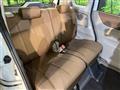 2011 Nissan ROOX