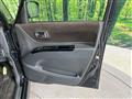 2011 Nissan ROOX