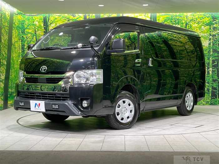 2021 Toyota Hiace Wagon