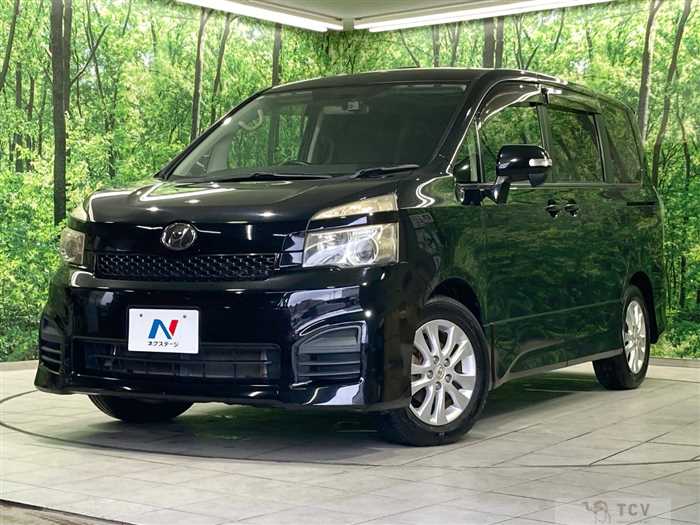 2012 Toyota Voxy