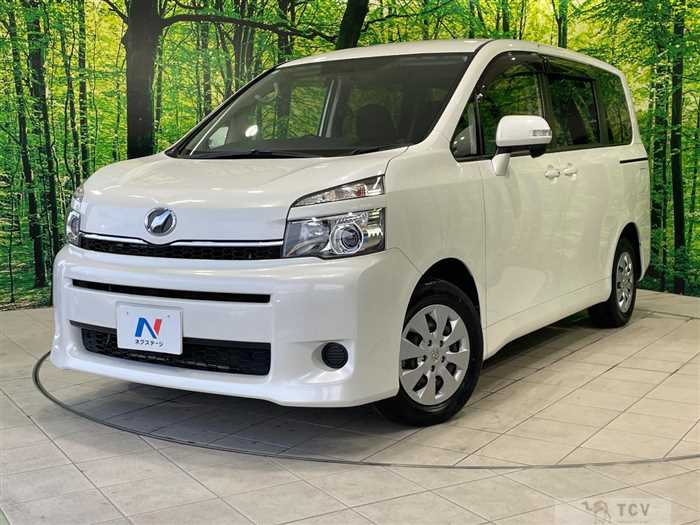 2013 Toyota Voxy