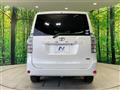 2013 Toyota Voxy