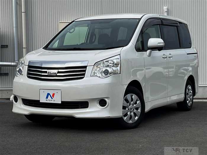 2013 Toyota Noah