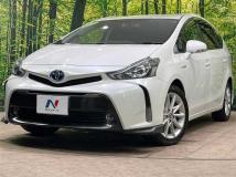 2011 Toyota PRIUS α
