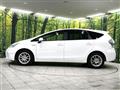 2011 Toyota PRIUS α