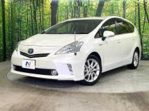 2013 Toyota PRIUS α