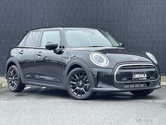 2022 BMW MINI