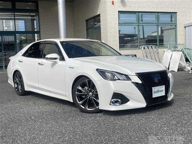 2017 Toyota Crown Hybrid