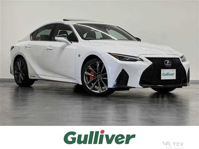 2021 Lexus IS