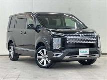 2019 Mitsubishi Delica D5