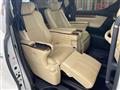 2017 Toyota Alphard Hybrid