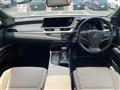 2019 Lexus ES