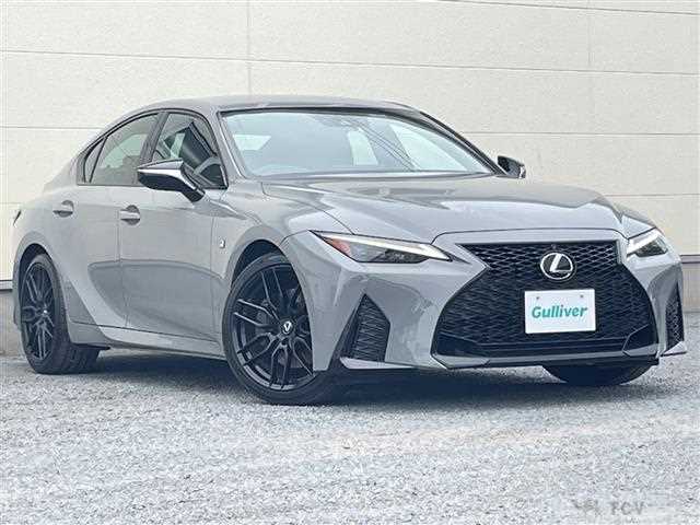 2023 Lexus IS