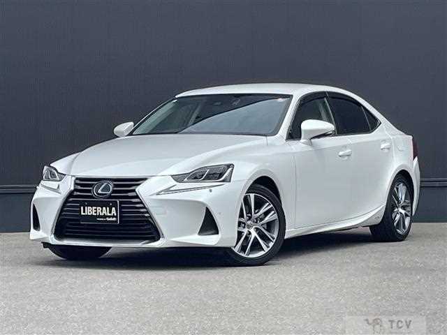 2019 Lexus IS