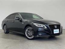 2020 Toyota Crown Hybrid