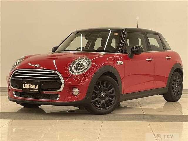2019 BMW MINI