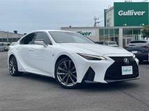 2020 Lexus IS