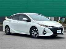 2017 Toyota Prius PHV