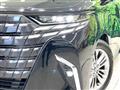 2025 Toyota Alphard Hybrid
