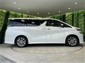 2017 Toyota Vellfire