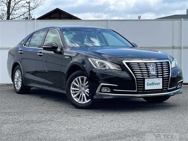2017 Toyota Crown Hybrid