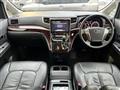 2013 Toyota Vellfire