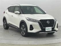 2022 Nissan KIX