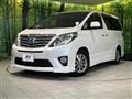2013 Toyota Alphard Hybrid