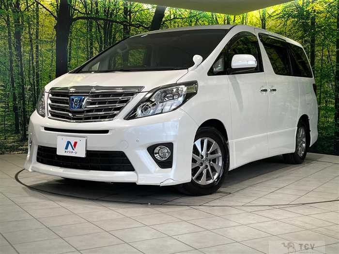 2013 Toyota Alphard Hybrid