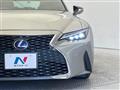 2022 Lexus IS