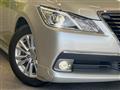 2013 Toyota Crown Hybrid