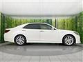 2013 Toyota Crown Hybrid