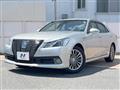 2014 Toyota Crown Hybrid