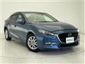 2017 Mazda Axela