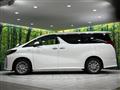 2020 Toyota Alphard Hybrid