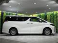 2020 Toyota Alphard Hybrid