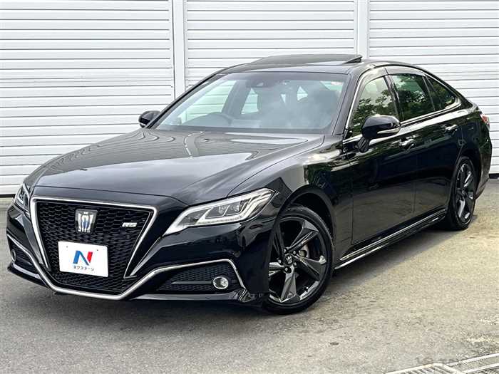 2020 Toyota Crown Hybrid