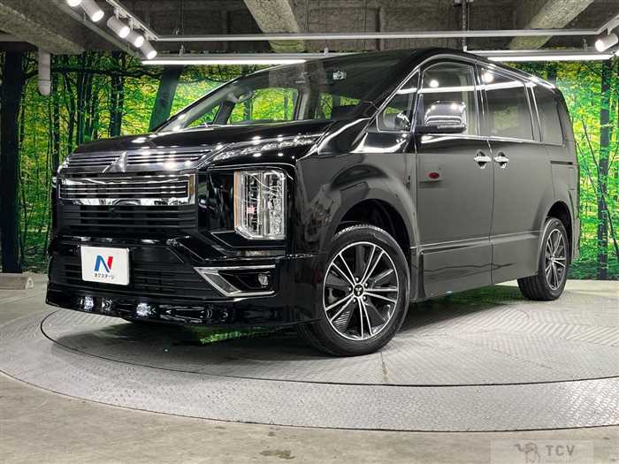 2021 Mitsubishi Delica D5
