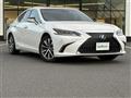 2019 Lexus ES