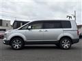 2019 Mitsubishi Delica D5