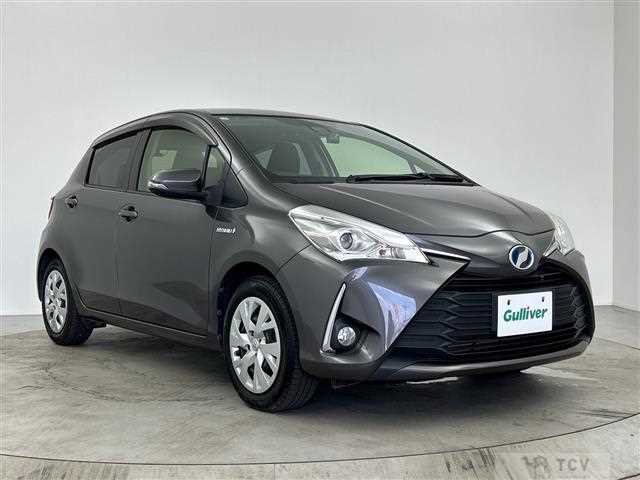 2017 Toyota Vitz