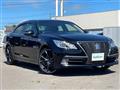 2014 Toyota Crown Hybrid