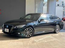 2020 Toyota Crown Hybrid