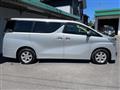 2015 Toyota Vellfire