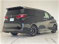 2025 Toyota Alphard Hybrid